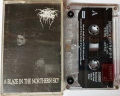 DARKTHRONE - A BLAZE IN THE NORTHERN SKY CASSETTE MADE IN TURKEY ''USED''