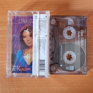 ESRA ÖZMEN - KADIN DELİSİ (2003) - KASET 2.EL