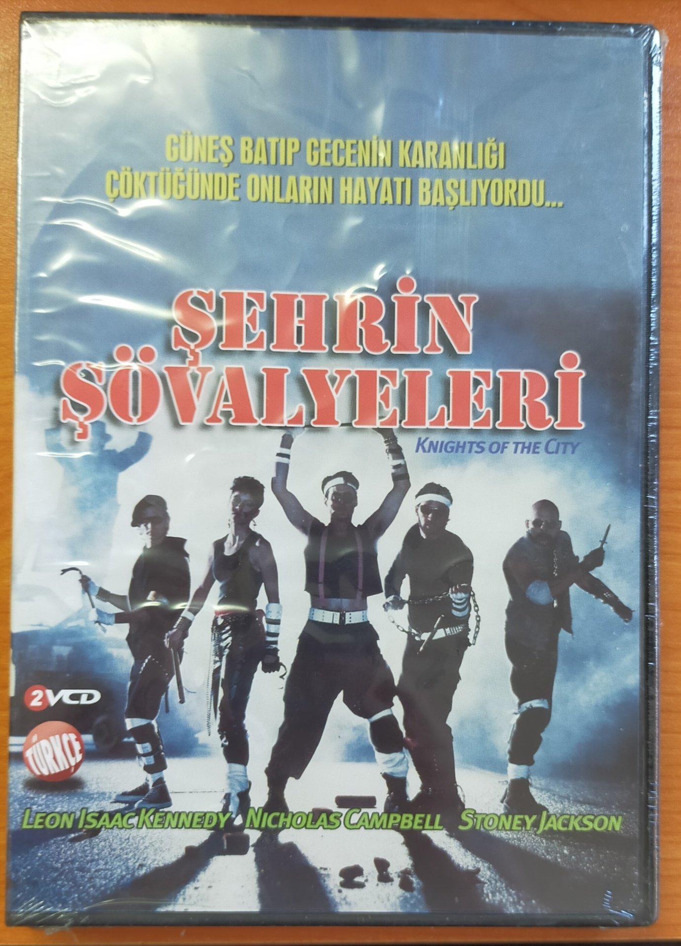 ŞEHRİN ŞÖVALYELERİ - KNIGHTS OF THE CITY - DOMINIC ORLANDO - VCD SIFIR