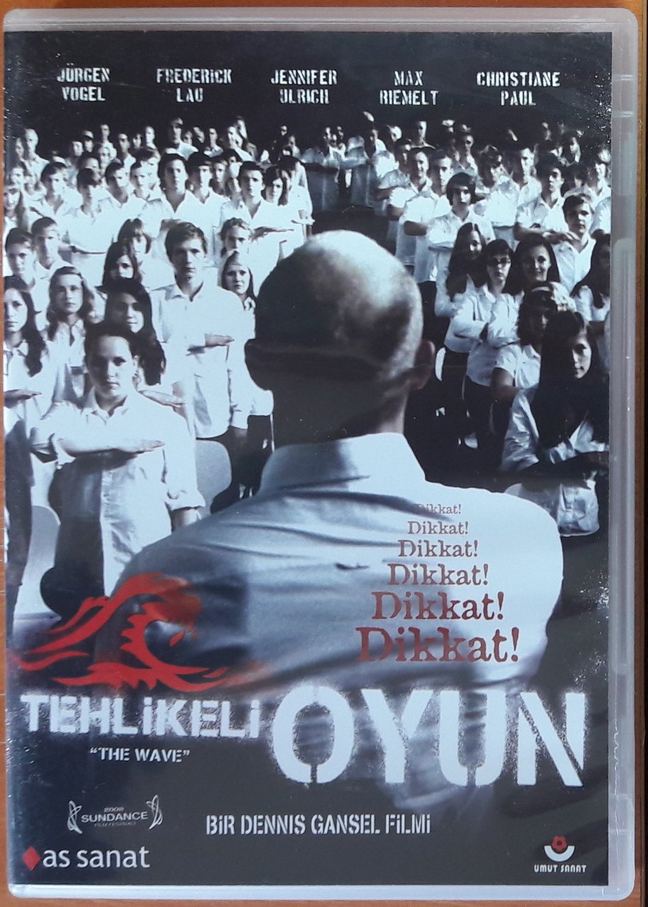 TEHLİKELİ OYUN - The WAVE - DENNIS GANSEL - DVD 2.EL