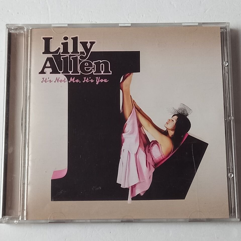 LILY ALLEN – IT\'S NOT ME, IT\'S YOU (2009) - CD 2.EL