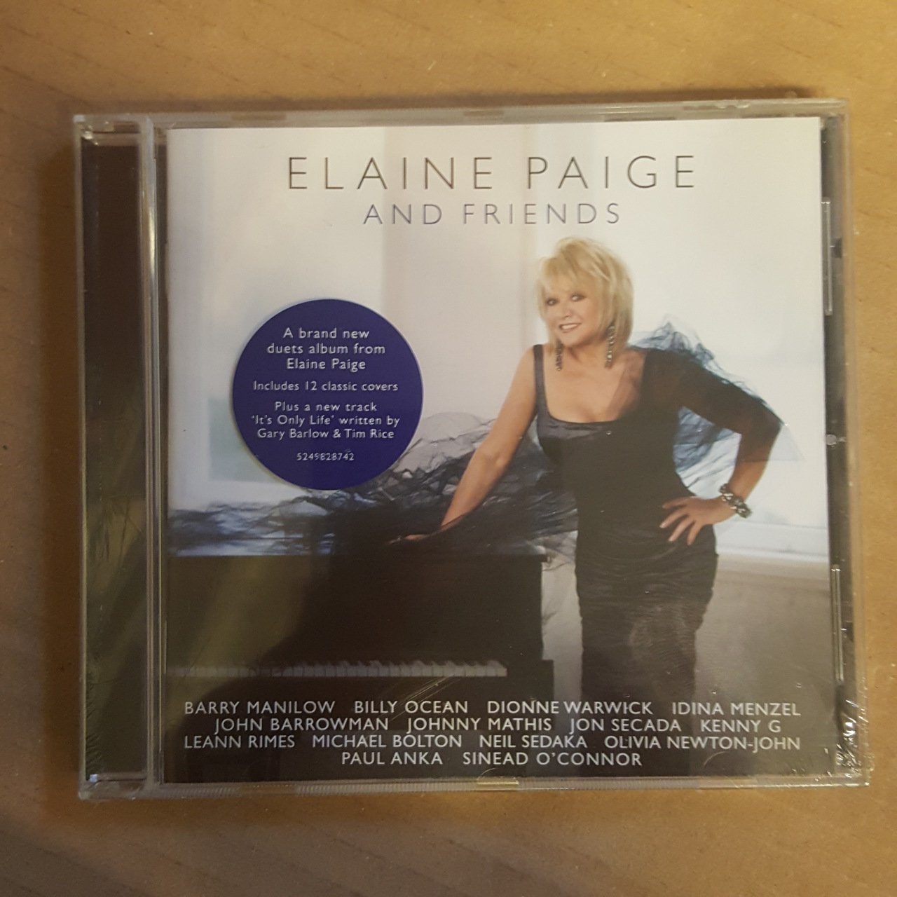 ELAINE PAIGE - ELAINE PAGE AND FRIENDS (2010) - CD SINEAD O'CONNOR MICHAEL BOLTON BILLY OCEAN PAUL ANKA DIONNE WARWICK SIFIR