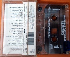 SIMON AND GARFUNKEL - THE DEFINITIVE (1994) SONY CASSETTE MADE IN TURKEY ''USED''