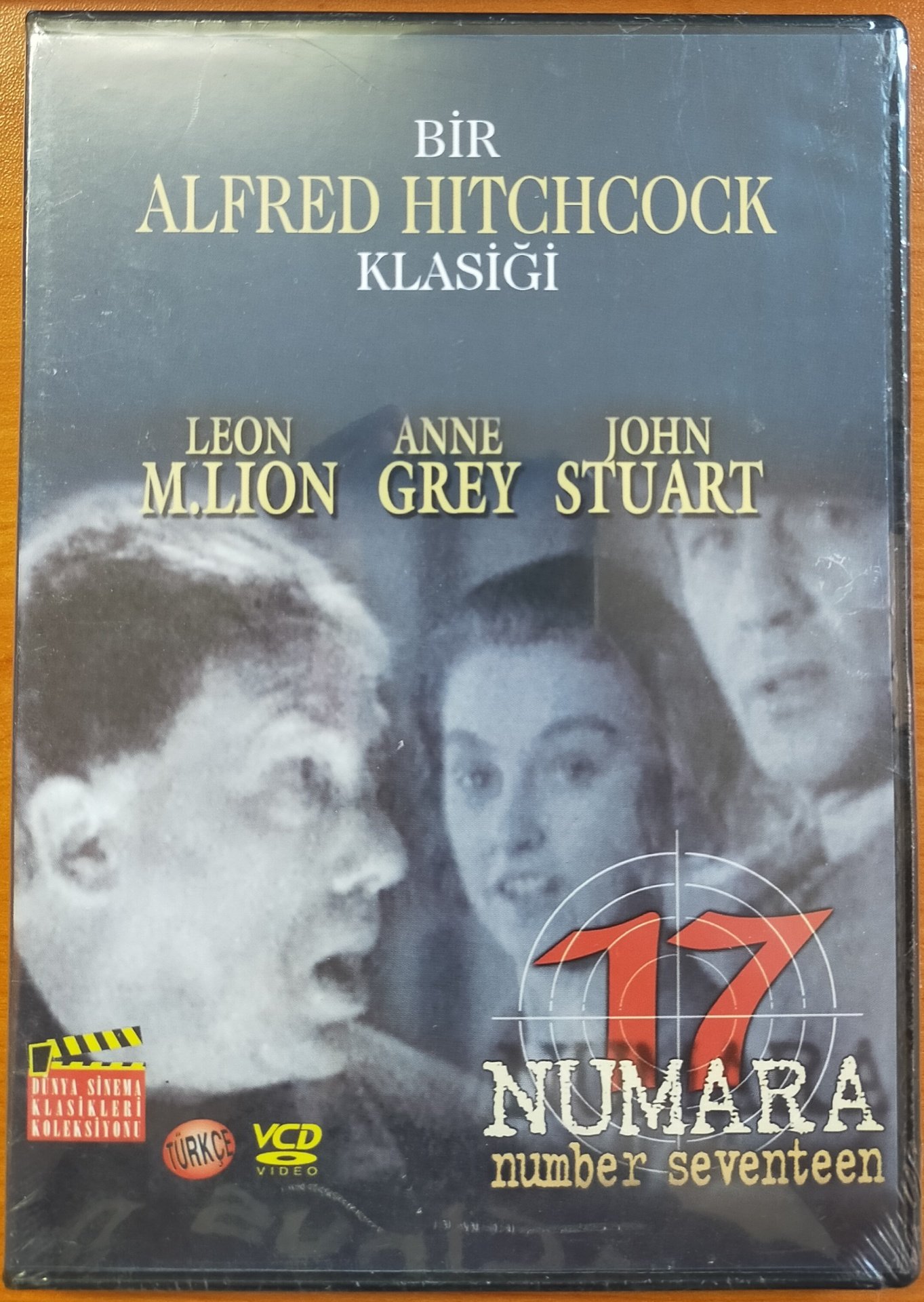 17 NUMARA - NUMBER SEVENTEEN - ALFRED HITCHCOCK - VCD SIFIR