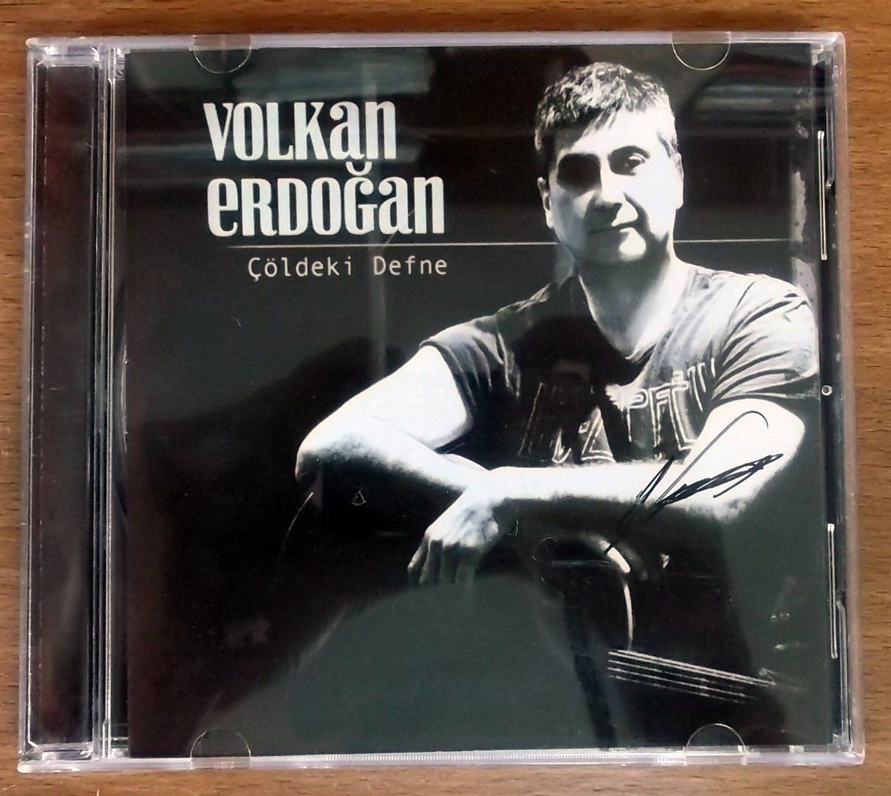 VOLKAN ERDOĞAN ÇÖLDEKİ DEFNE CD 2.EL