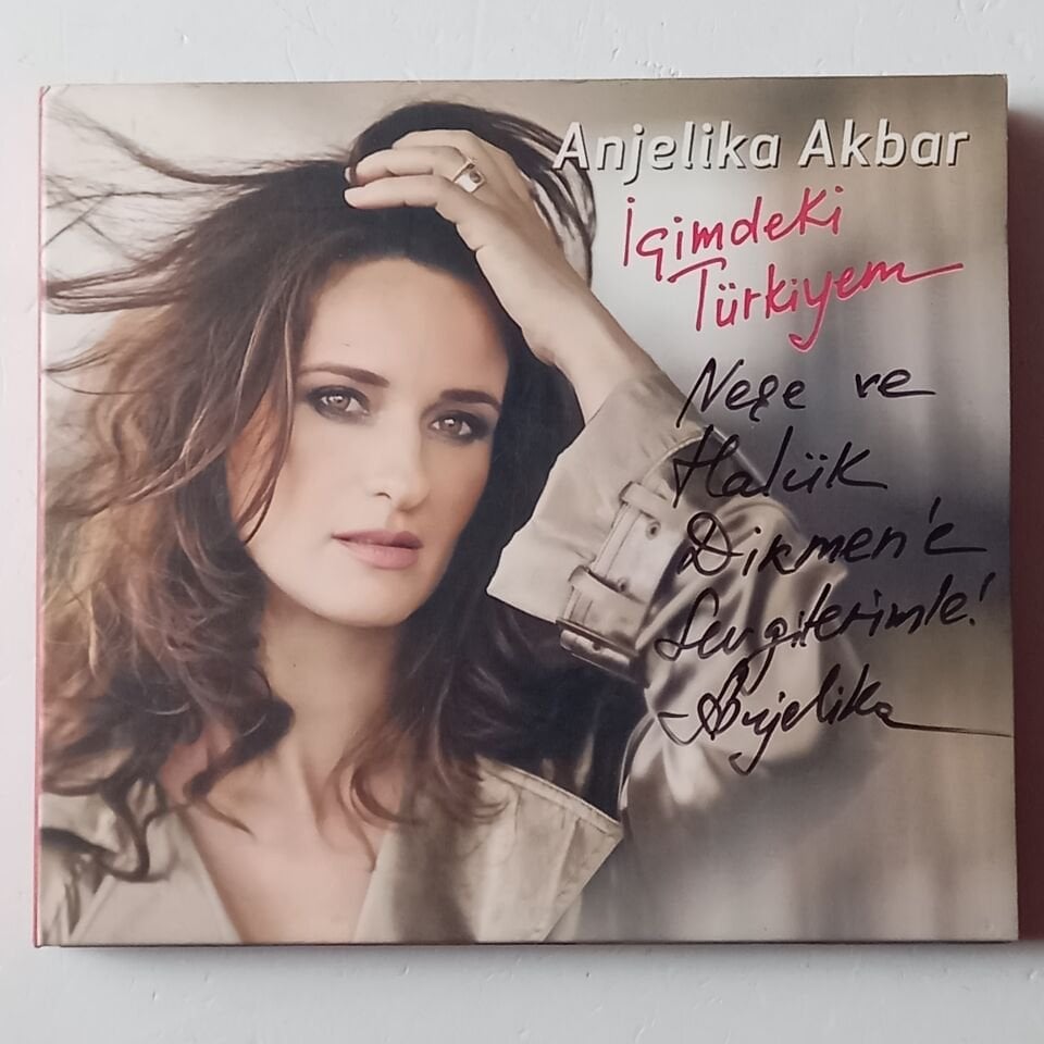 ANJELİKA AKBAR - İÇİMDEKİ TÜRKİYEM (2014) - İSME İMZALI 2CD 2.EL