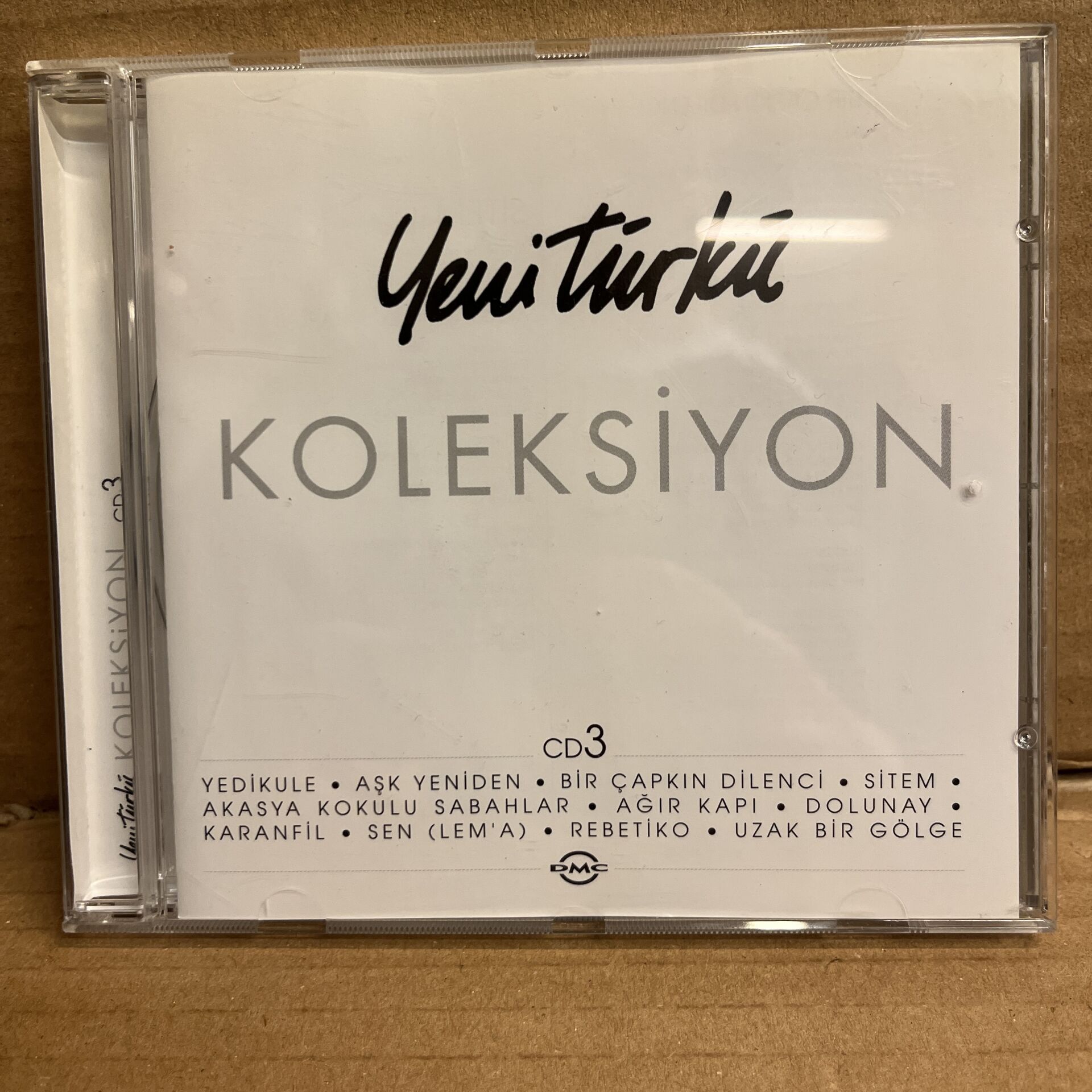 YENİ TÜRKÜ - KOLEKSİYON 3 / AŞK YENİDEN (2003) - CD 2.EL
