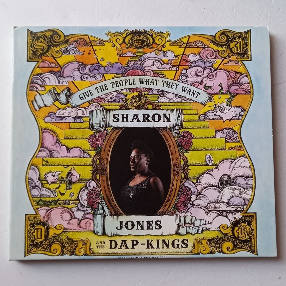SHARON JONES & THE DAP-KINGS – GIVE THE PEOPLE WHAT THEY WANT (2014) - CD DIGIPAK 2.EL