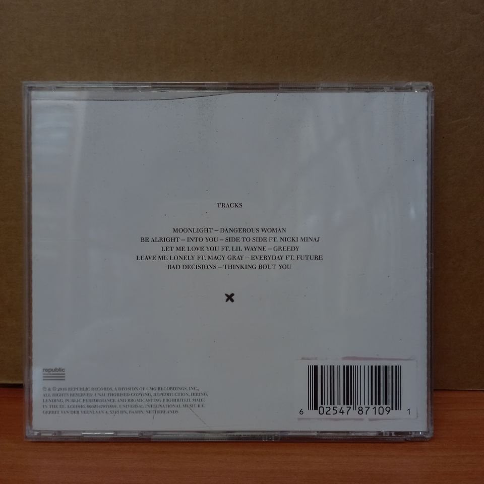 ARIANA GRANDE - DANGEROUS WOMAN (2001) - CD 2. EL