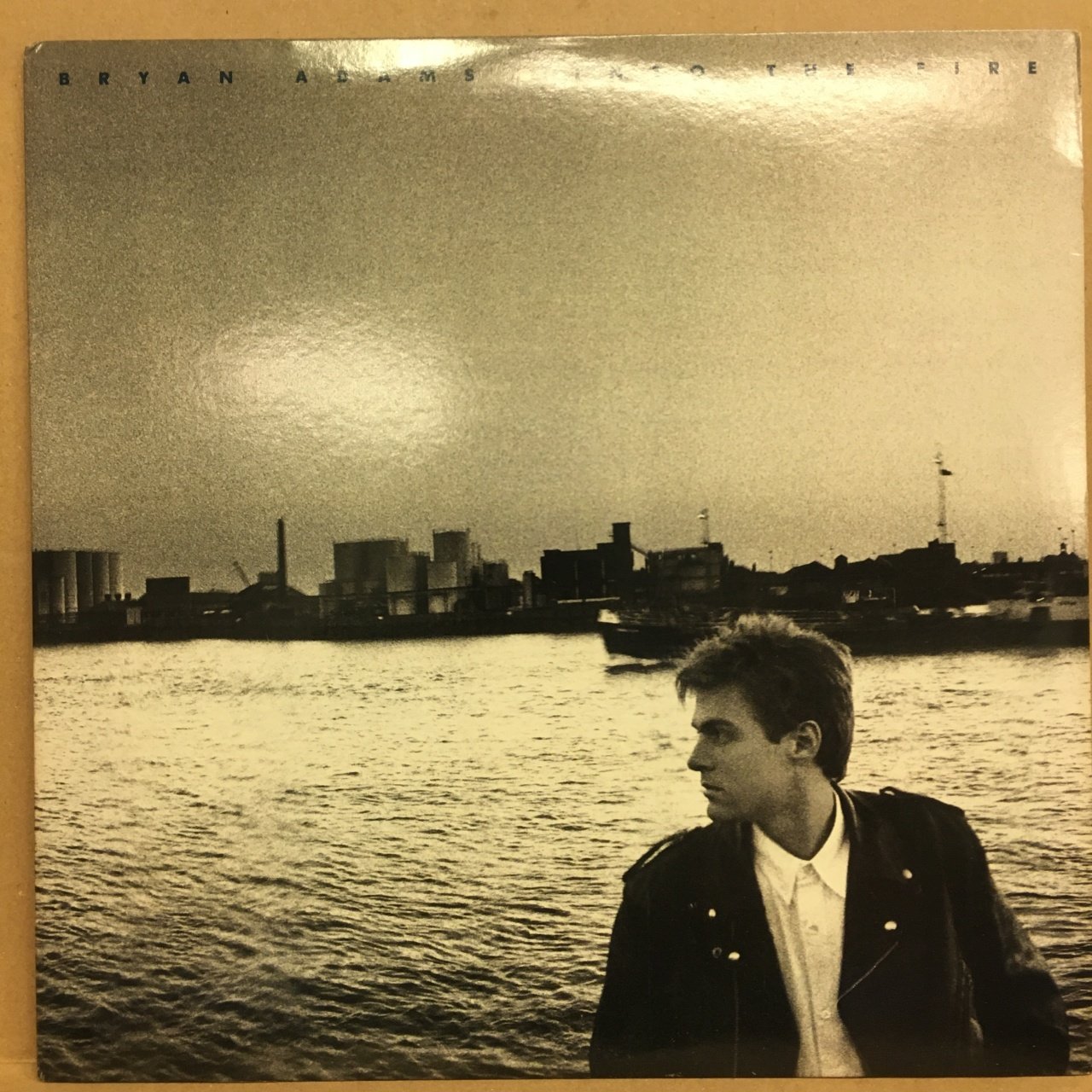 BRYAN ADAMS - INTO THE FIRE (1987) - 2.EL PLAK