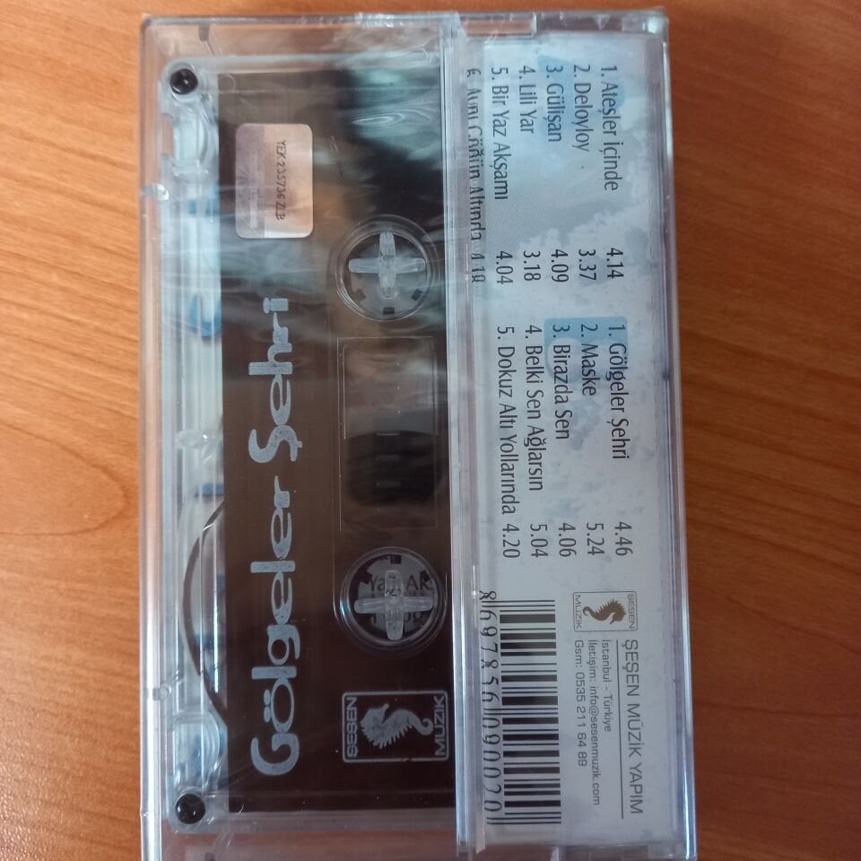 EFKAN ŞEŞEN - GÖLGELER ŞEHRİ - KASET SIFIR