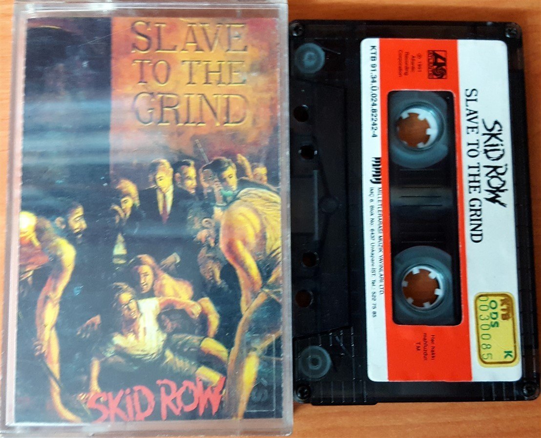 SKID ROW - SLAVE TO THE GRIND (1991) MMY CASSETTE MADE IN TURKEY ''USED'' PAPER LABEL