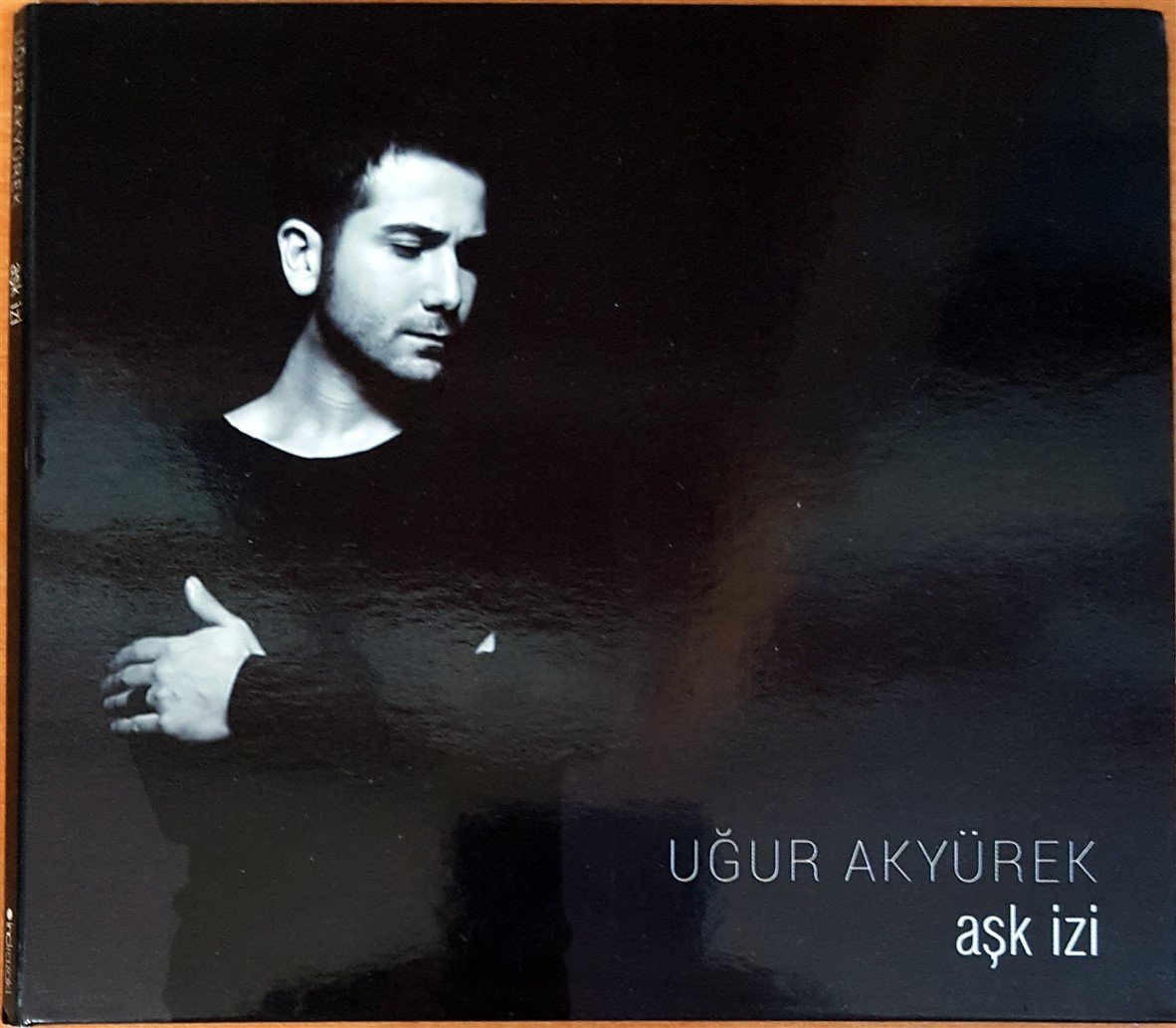 UĞUR AKYÜREK - AŞK İZİ (2016) CD 2.EL