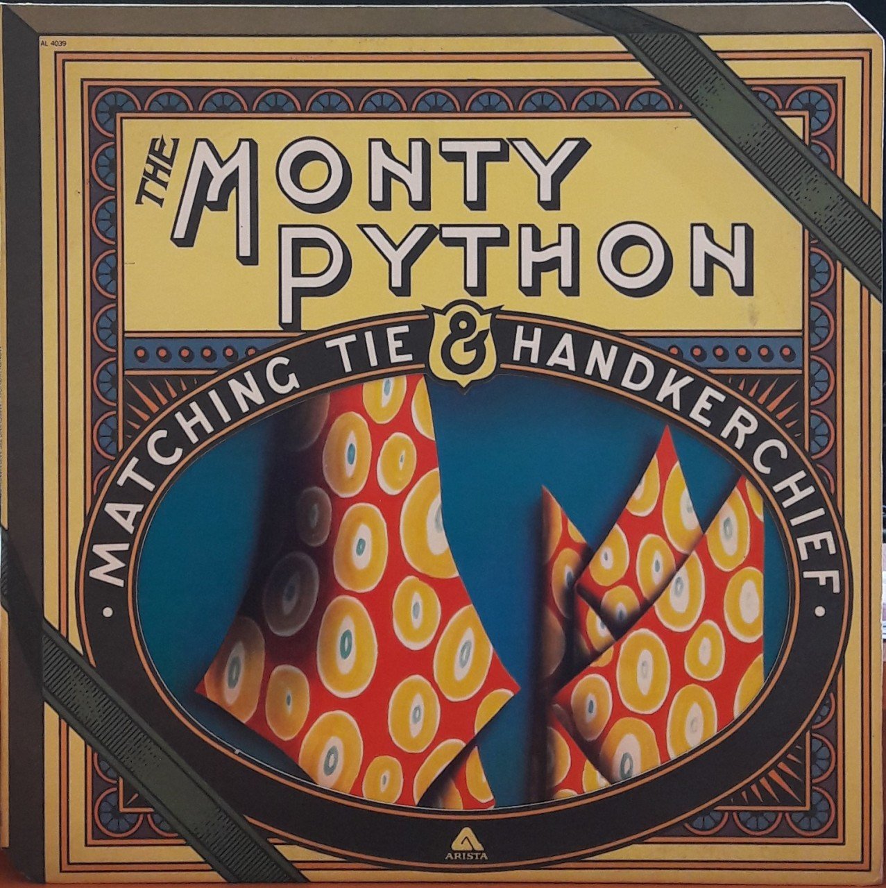 THE MONTY PYTON - MATCHING TIE & HANDKERCHIEF (1975) - PLAK 2.EL