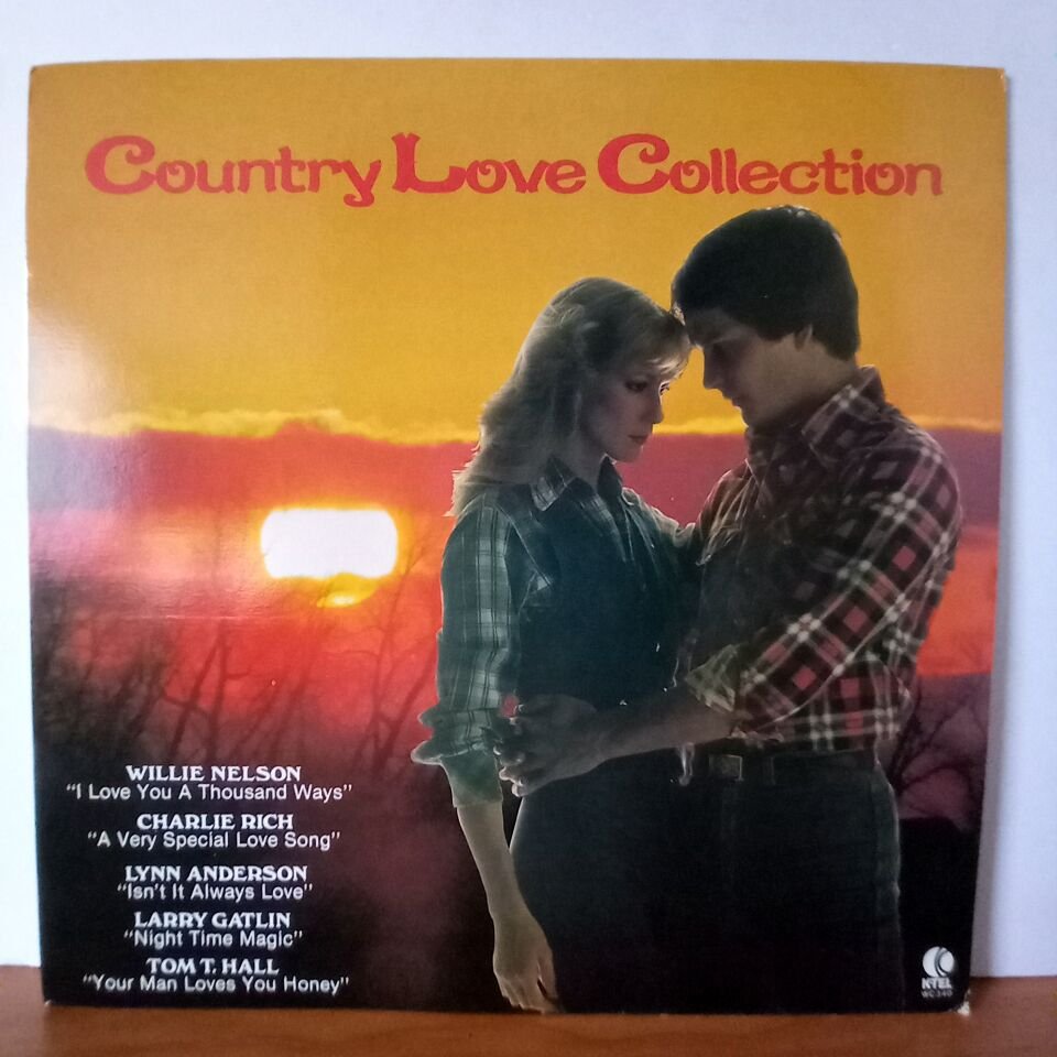 VARIOUS – COUNTRY LOVE COLLECTION / WILLIE NELSON, CHARLIE RICH, LYNN ANDERSON, LARRY GATLIN, TOM T. HALL (1979) - LP 2.EL PLAK
