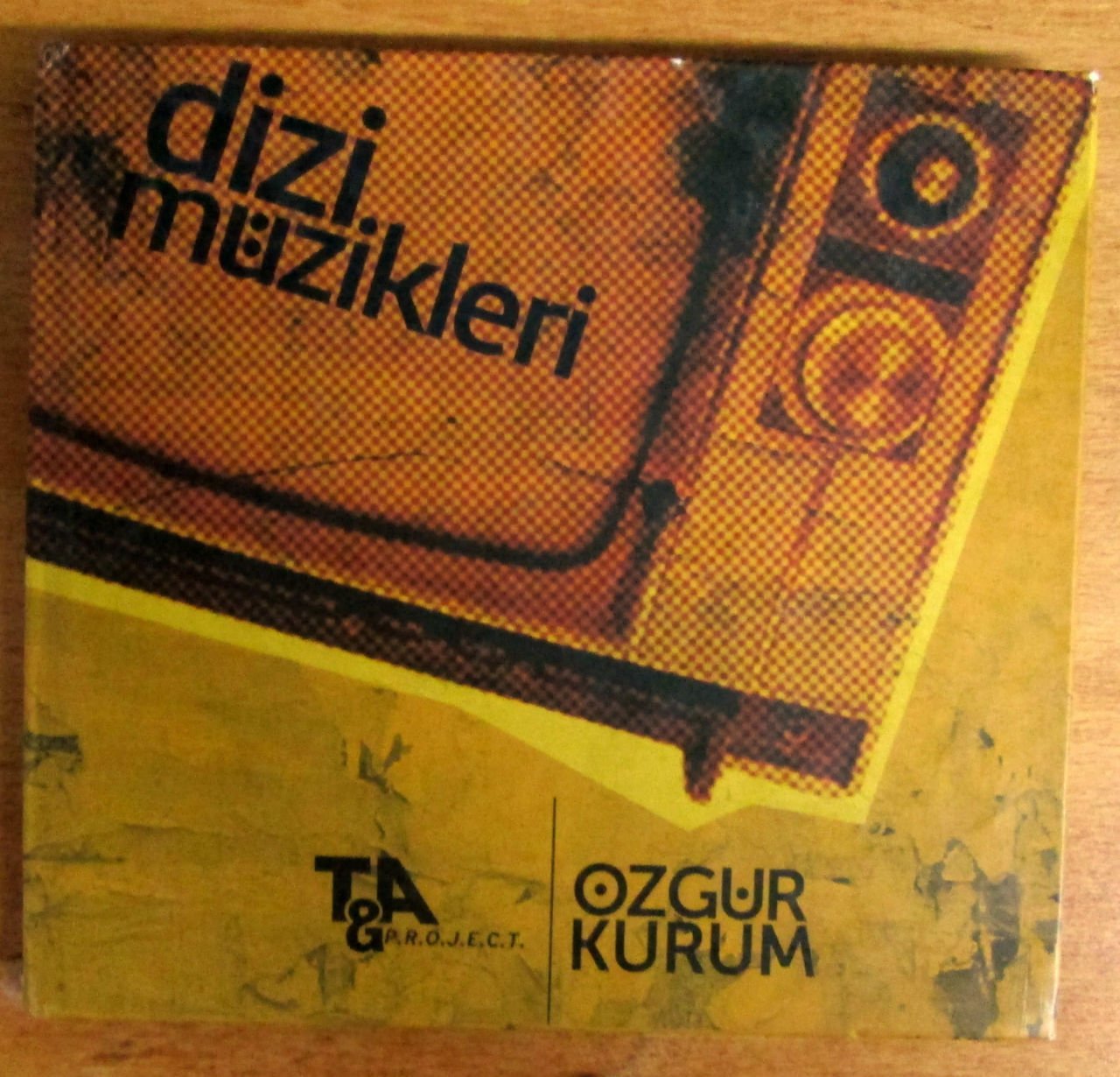 ÖZGÜR KURUM - DİZİ MÜZİKLERİ CD 2.EL