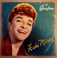 ZEKİ MÜREN - YILDIZLARIN ALTINDA / AYŞE - 7'' 45 DEVİR KAPAKLI GRAFSON 2.EL PLAK