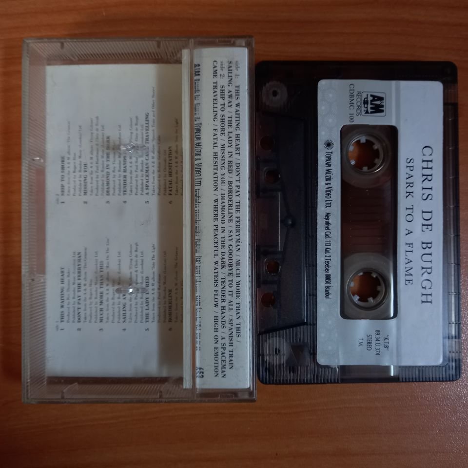 CHRIS DE BURGH - SPARK TO FLAME / THE VERY BEST OF CHRIS DE BURGH (1989) - KASET 2.EL