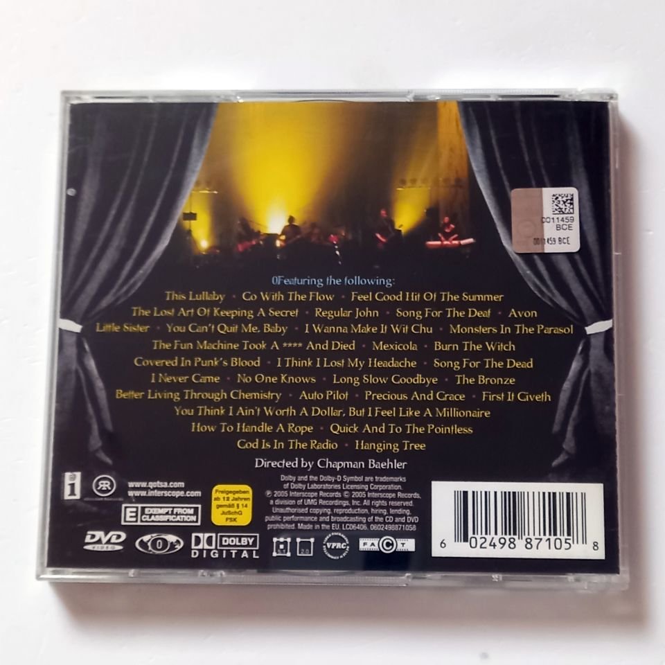 QUEENS OF THE STONE AGE – OVER THE YEARS AND THROUGH THE WOODS (2005) - CD + DVD 2.EL