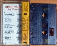 GRUP YORUM - HİÇ DURMADAN (1993) - KASET KALAN MÜZİK 2.EL
