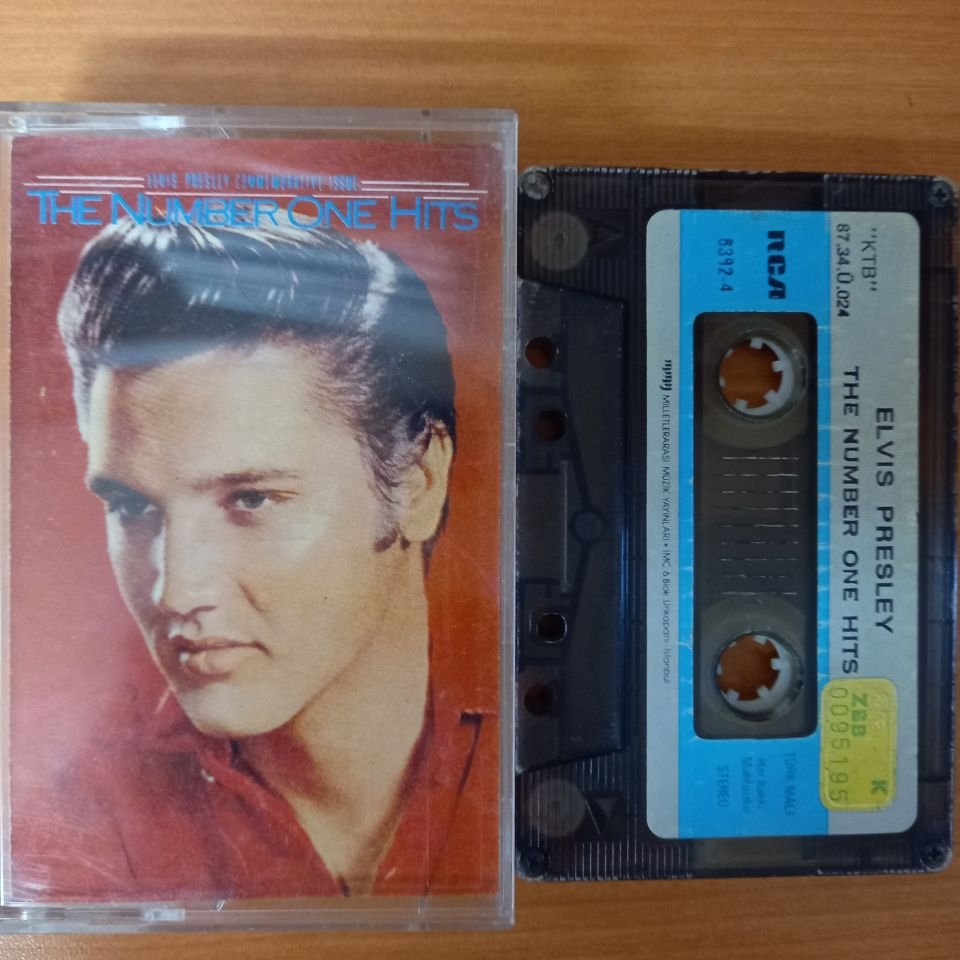 ELVIS PRESLEY - ELVIS PRESLEY COMMEMORATIVE ISSUE / THE NUMBER ONE HITS (1987) - KASET 2.EL