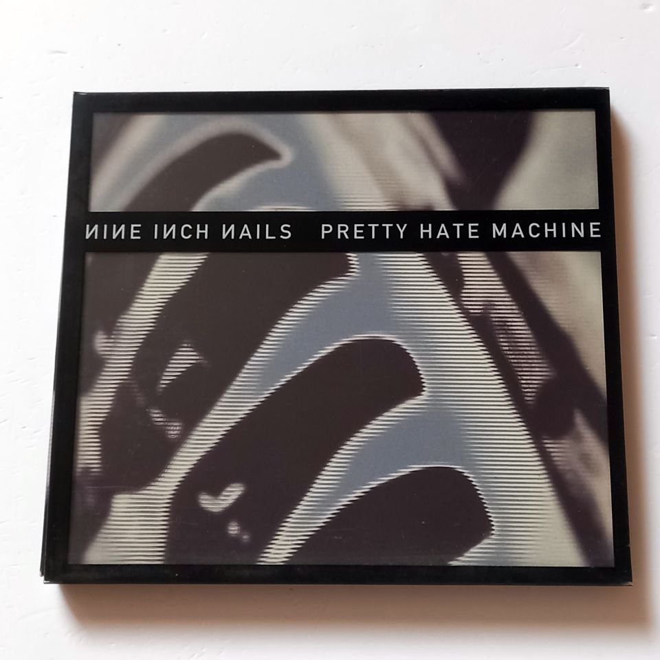 NINE INCH NAILS – PRETTY HATE MACHINE (1989) - CD 2010 REISSUE REMASTERED DIGIPAK SLIP COVER 2.EL