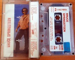 BRUCE SPRINGSTEEN - LUCKY TOWN (1992) UZELLI CASSETTE MADE IN TURKEY ''USED'' PAPER LABEL