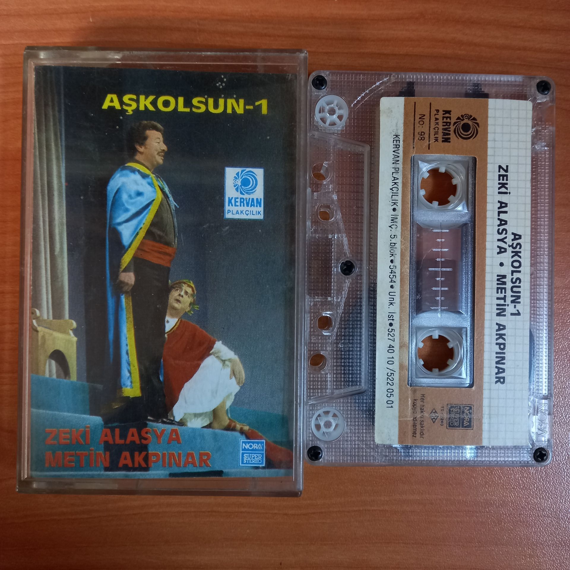 AŞKOLSUN 1 / ZEKİ ALASYA, METİN AKPINAR - KASET 2.EL