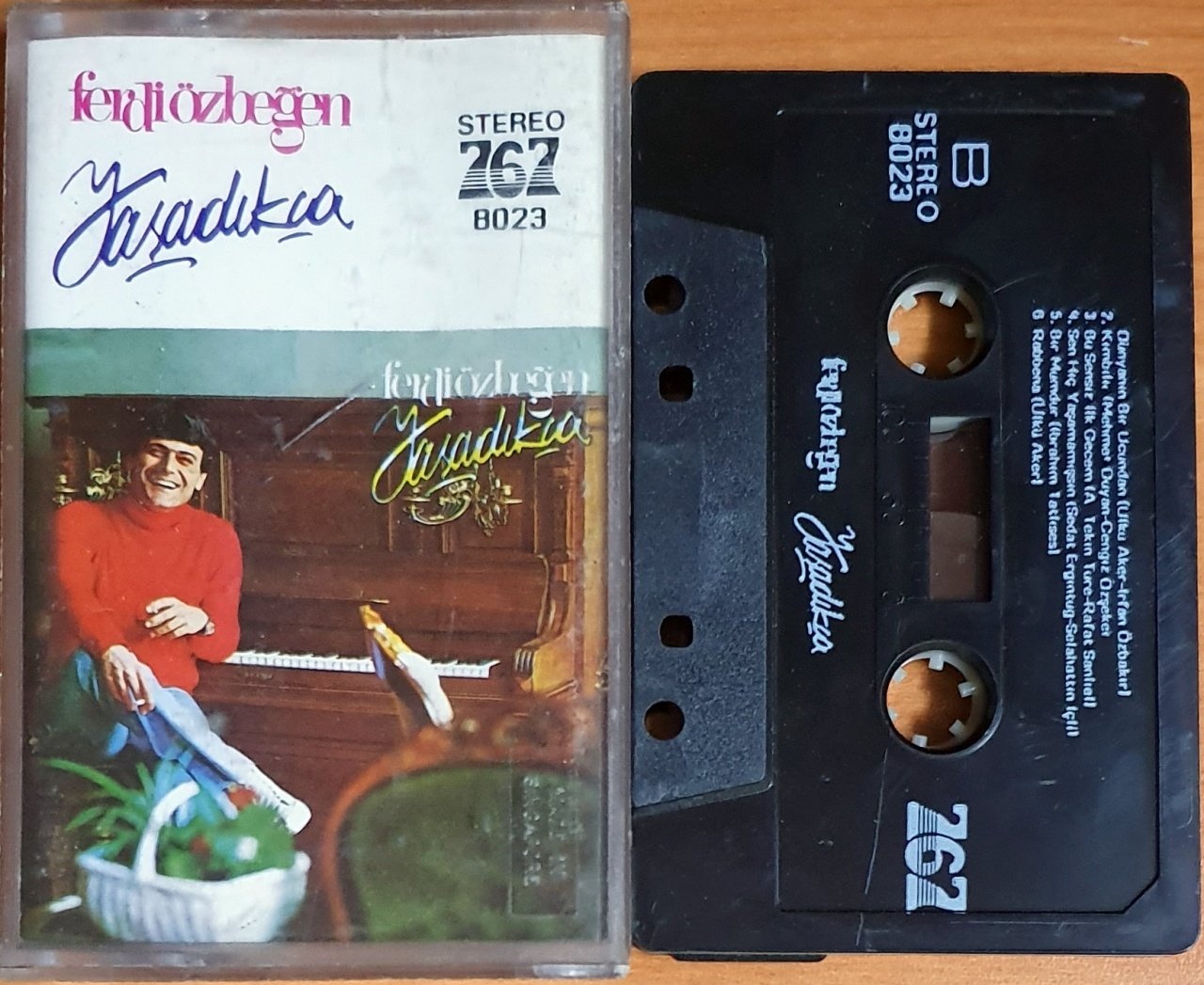 FERDİ ÖZBEĞEN - YAŞADIKÇA - KASET 767 / MADE IN SINGAPORE 2.EL