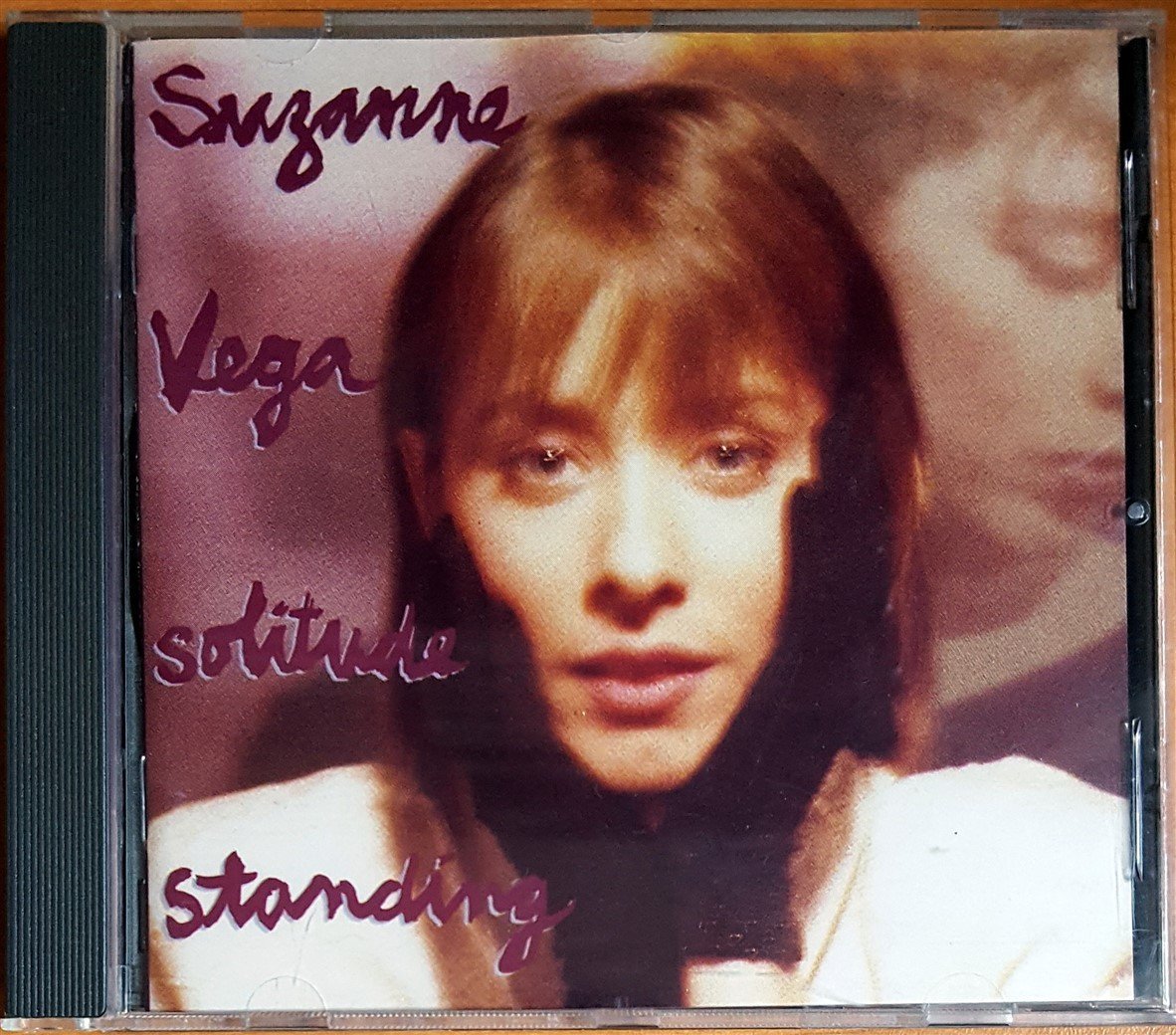 SUZANNE VEGA - SOLITUDE STANDING (1987) A&M CD 2.EL