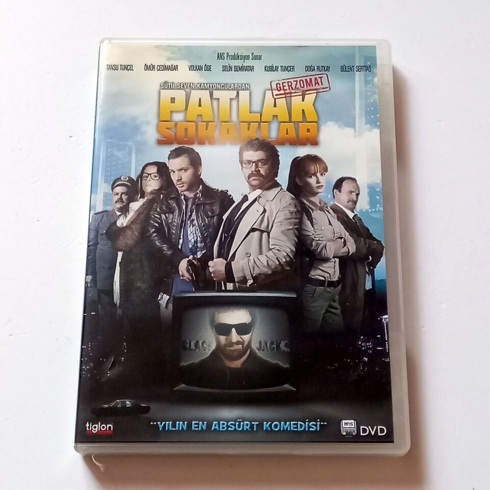 PATLAK SOKAKLAR - TANSU TUNÇEL, ÖMÜR CEDİMAĞAR, VOLKAN ÖGE - YÖN.: KERİM BARUTÇU - DVD 2.EL