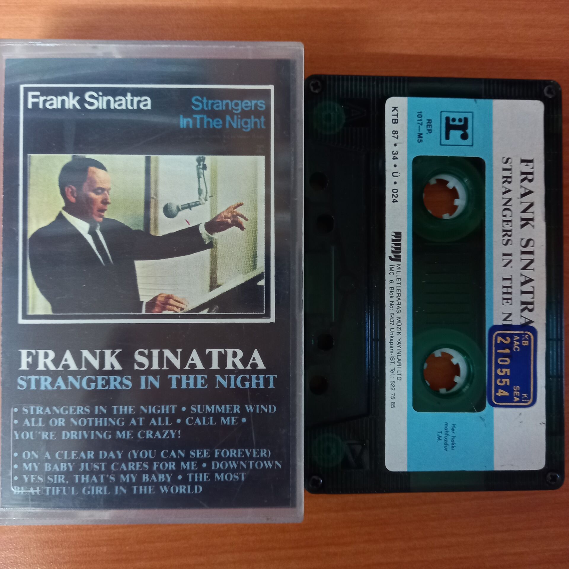 FRANK SINATRA - STRANGERS IN THE NIGHT (1987) - KASET 2.EL