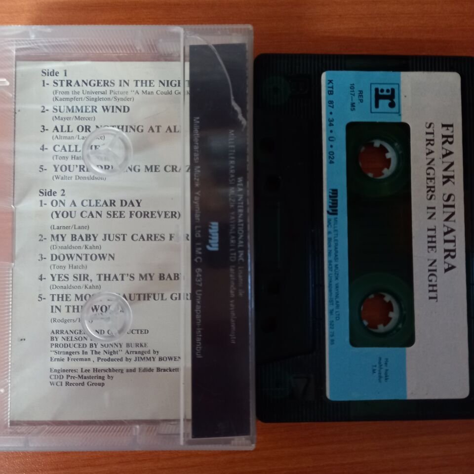 FRANK SINATRA - STRANGERS IN THE NIGHT (1987) - KASET 2.EL