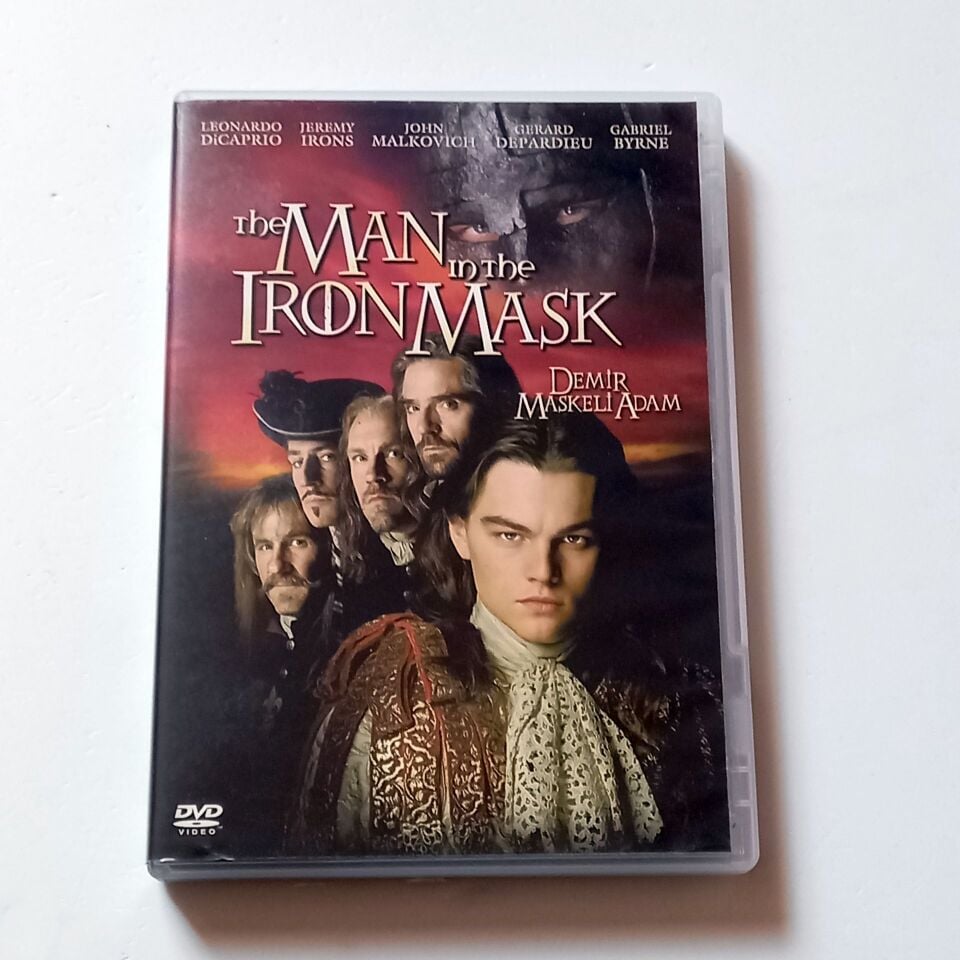 THE MAN IN THE IRON MASK / DEMİR MASKELİ ADAM - LEONARDO DICAPRIO, JEREMY IRONS, JOHN MALKOVICH - YÖN.: RANDALL WALLACE  - DVD 2.EL