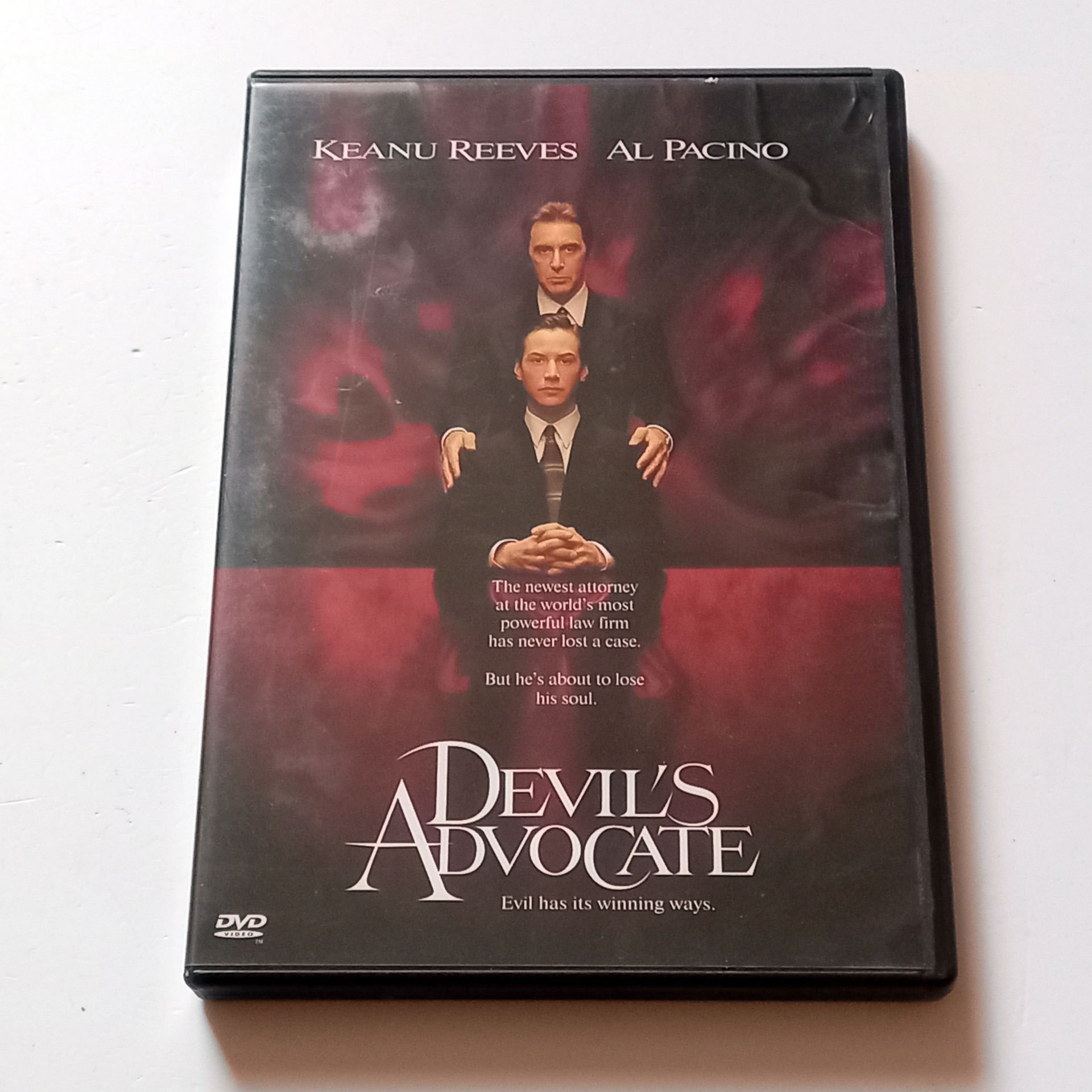 DEVIL\'S ADVOCATE - KEANU REEVES, AL PACINO, YÖN.: TAYLOR HACKFORD - DVD 2.EL