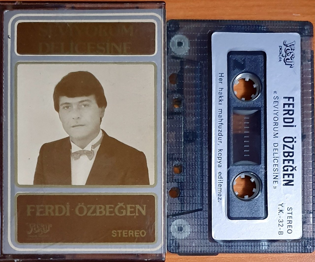 FERDİ ÖZBEĞEN - SEVİYORUM DELİCESİNE - KASET YAŞAR 2.EL