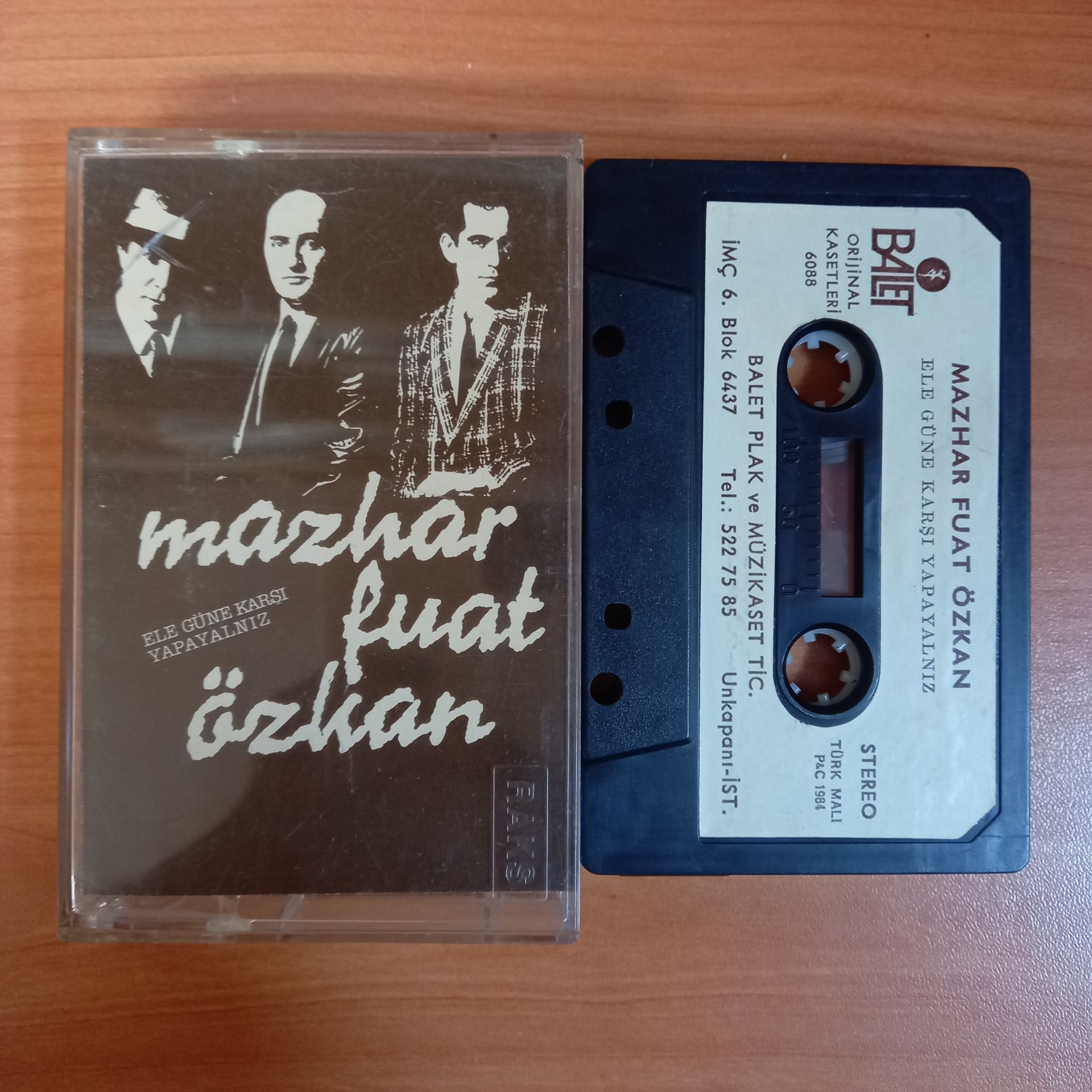 MAZHAR FUAT ÖZKAN - ELE GÜNE KARŞI - KASET 2.EL