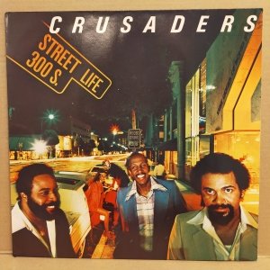 THE CRUSADERS - STREET LIFE (1979) - LP EARLY 80s EUROPEAN EDITION SOUL JAZZ 2.EL PLAK