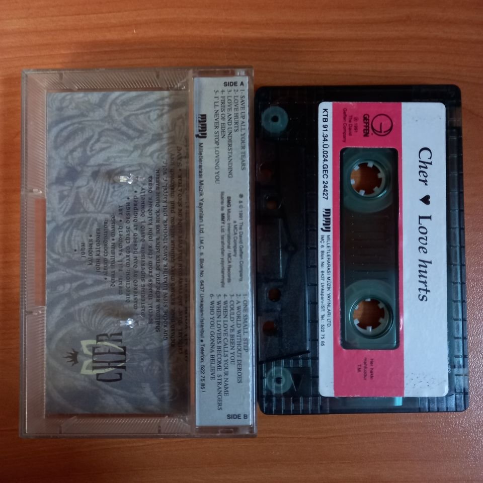 CHER - LOVE HURTS (1991) - KASET 2.EL