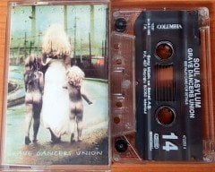 SOUL ASYLUM - GRAVE DANCERS UNION (1994) SONY CASSETTE MADE IN TURKEY ''USED''