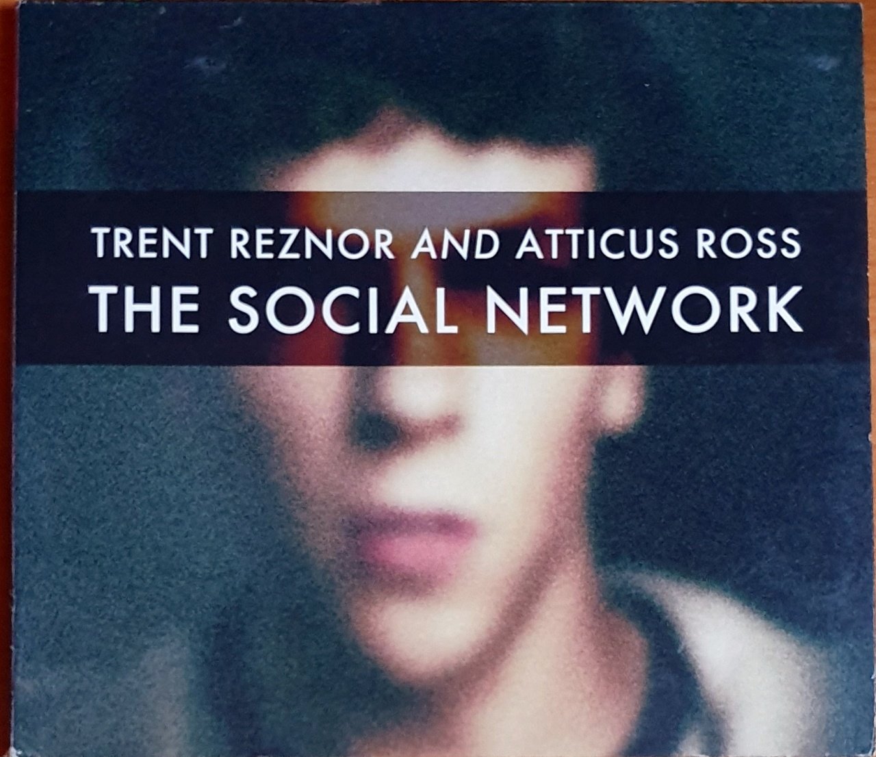 TRENT REZNOR AND ATTICUS ROSS - THE SOCIAL NETWORK SOUNDTRACK (2010) - CD THE NULL CORPORATION 2.EL