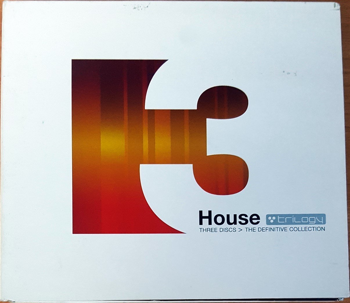 HOUSE TRILOGY / THE DEFINITIVE COLLECTION / DEEP HOUSE LABEL COMP. FROM ARGENTINA (2007) 3CD 2.EL