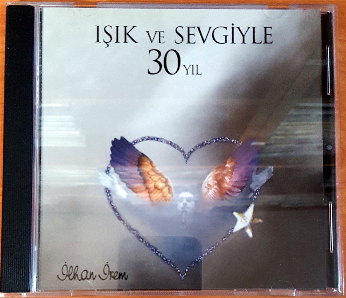 İLHAN İREM - IŞIK VE SEVGİYLE 30 YIL (2003) İMZALI CD 2.EL