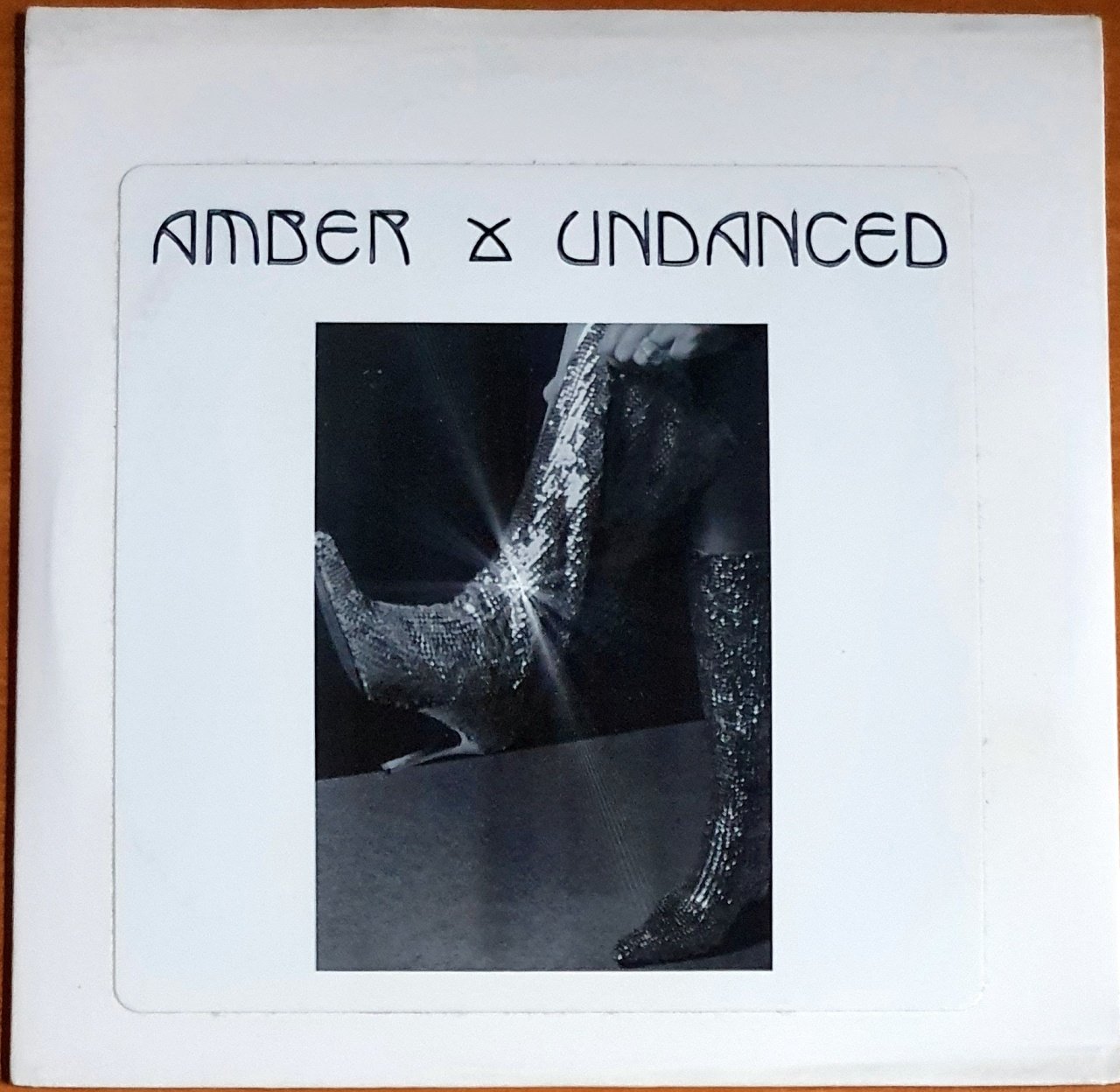 AMBER - UNDANCED (2004) - CD JMCA ENTERPRISES 2.EL