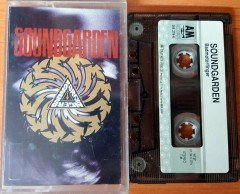 SOUNDGARDEN - BADMOTORFINGER (1991) TOPKAPI CASSETTE MADE IN TURKEY ''USED'' PAPER LABEL