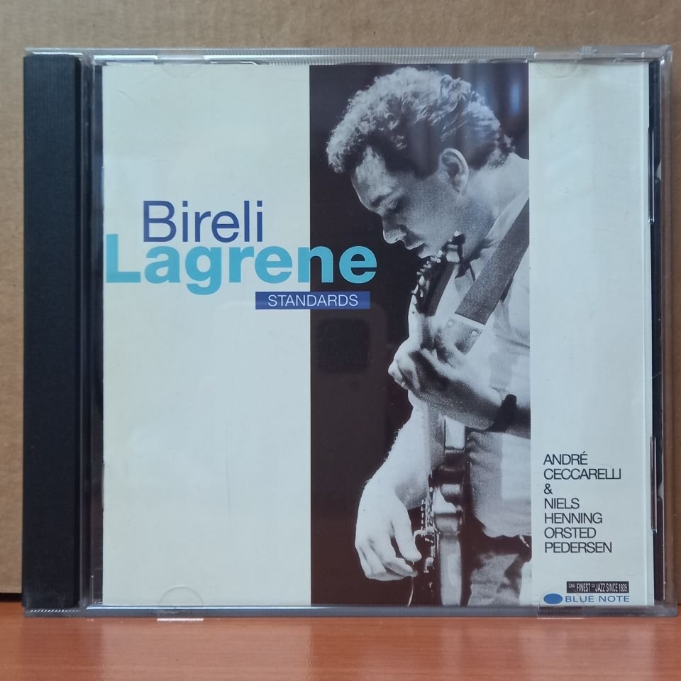 BIRELI LAGRENE - STANDARDS / ANDRE CECCARELLI, NIELS HENNING ORSTED PEDERSEN (1992) - CD 2.EL