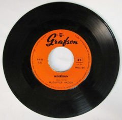 MUZAFFER AKGÜN - AY KARANLIK BULAMADIM - 45LİK