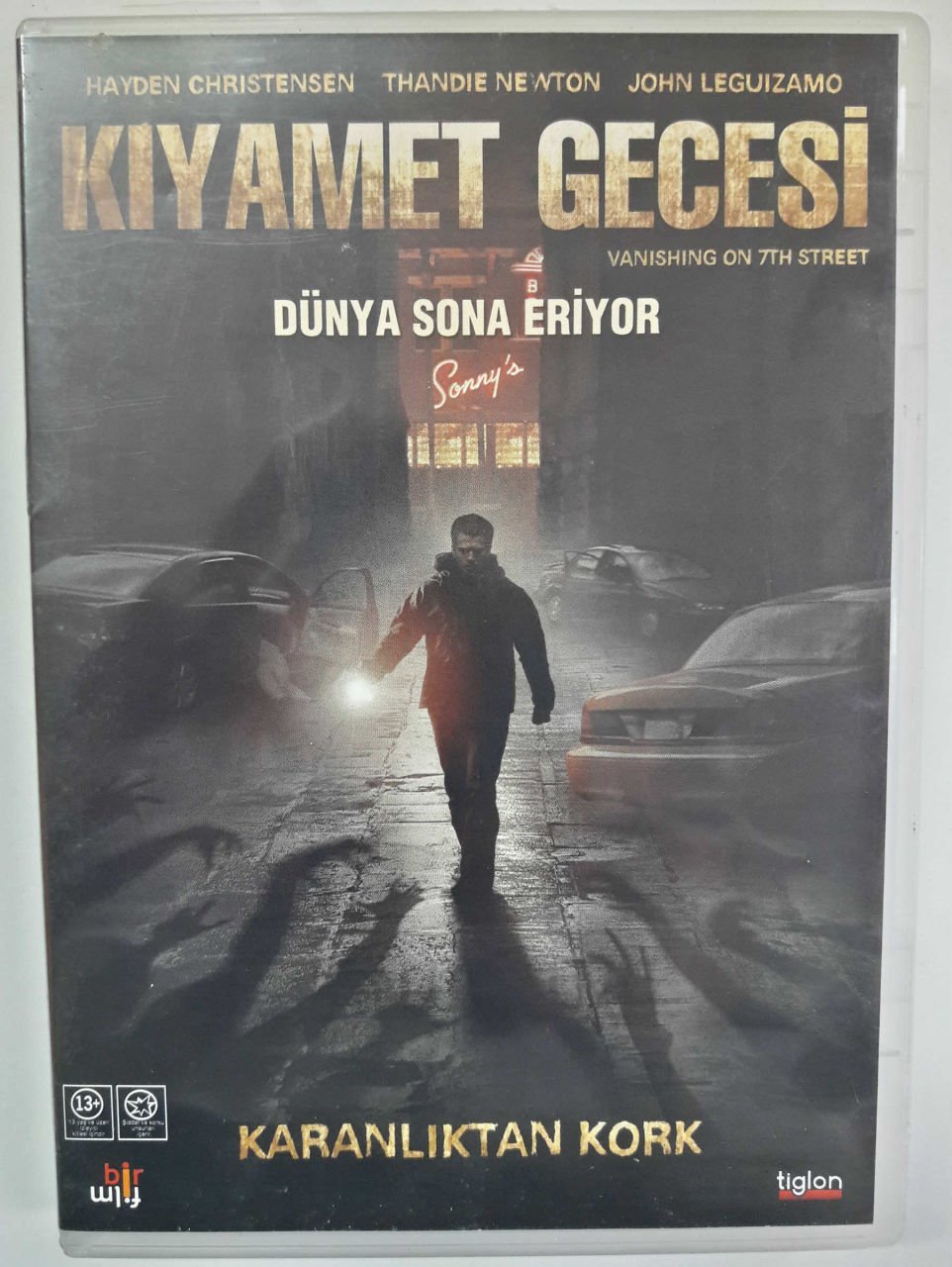 KIYAMET GECESİ - VANISHING ON 7TH STREET - DVD 2.EL