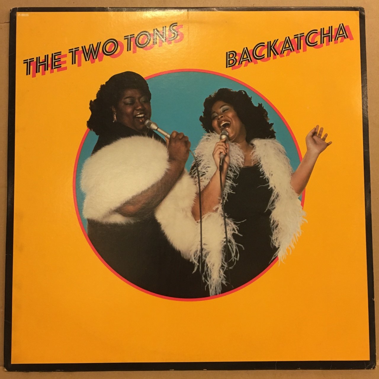 THE TWO TONS - BACKATCHA (1980) 2.EL PLAK