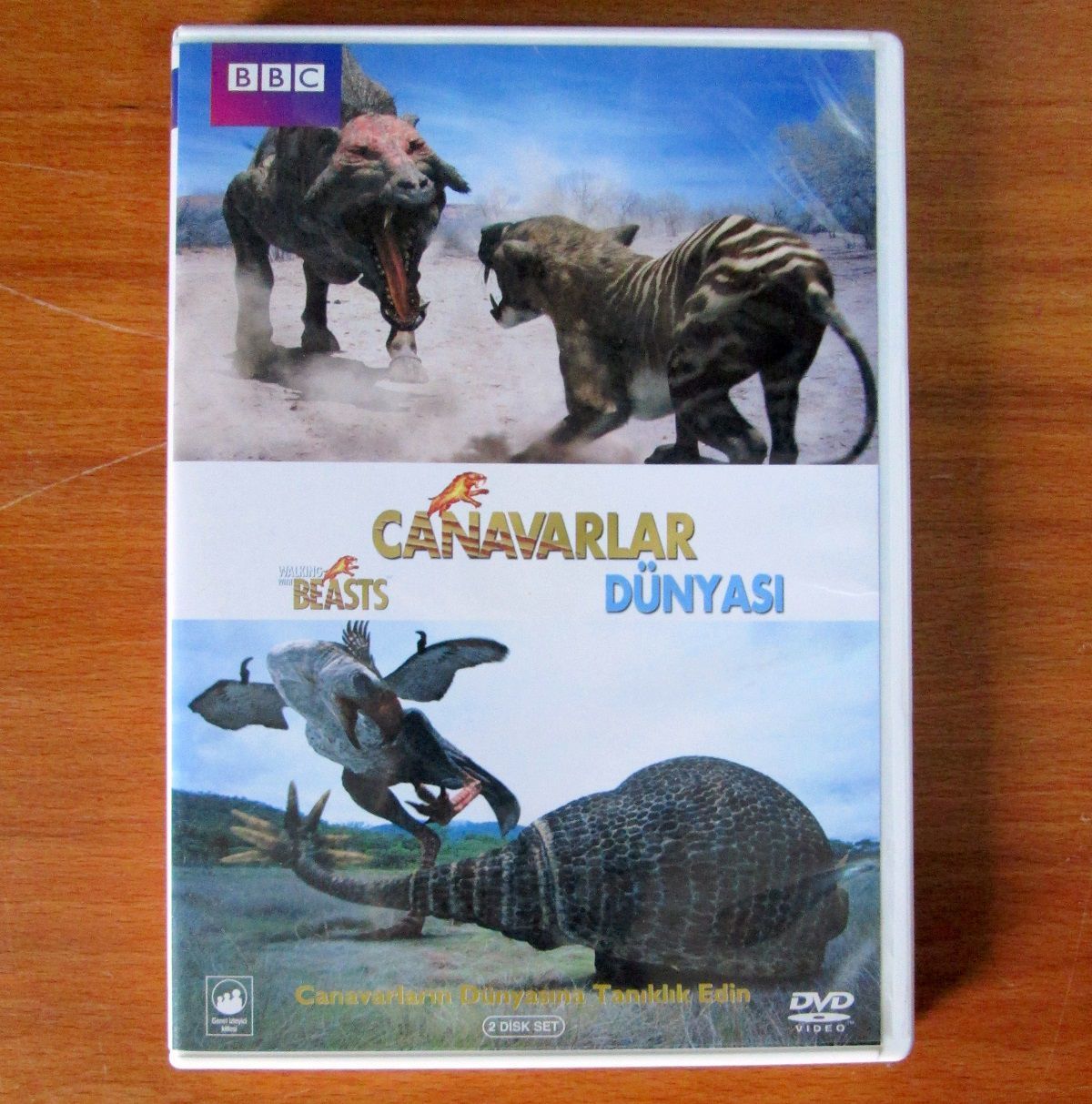 CANAVARLAR DÜNYASI BBC BELGESELİ - 2DVD 2.EL